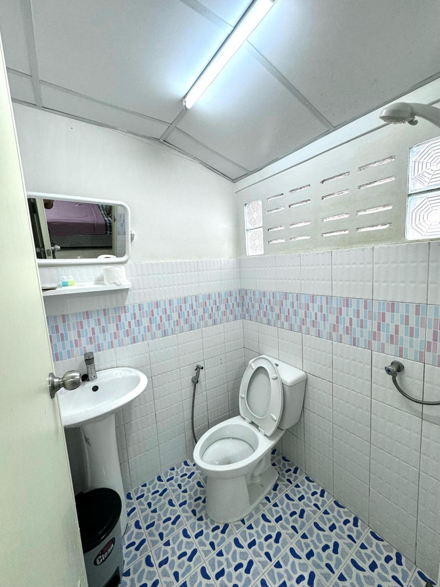 Nawee Guesthouse Sairee Koh Tao Exteriör bild