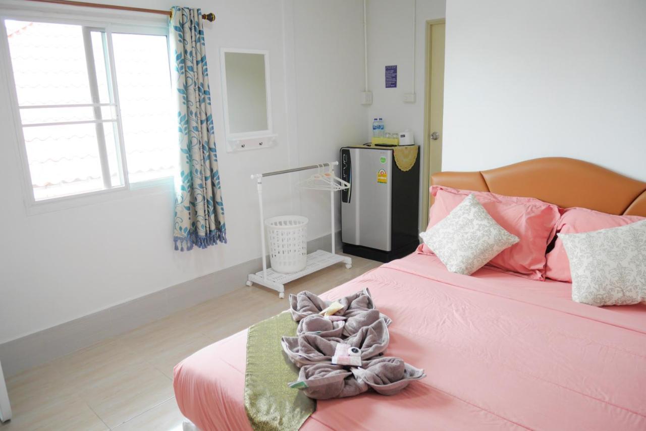 Nawee Guesthouse Sairee Koh Tao Exteriör bild